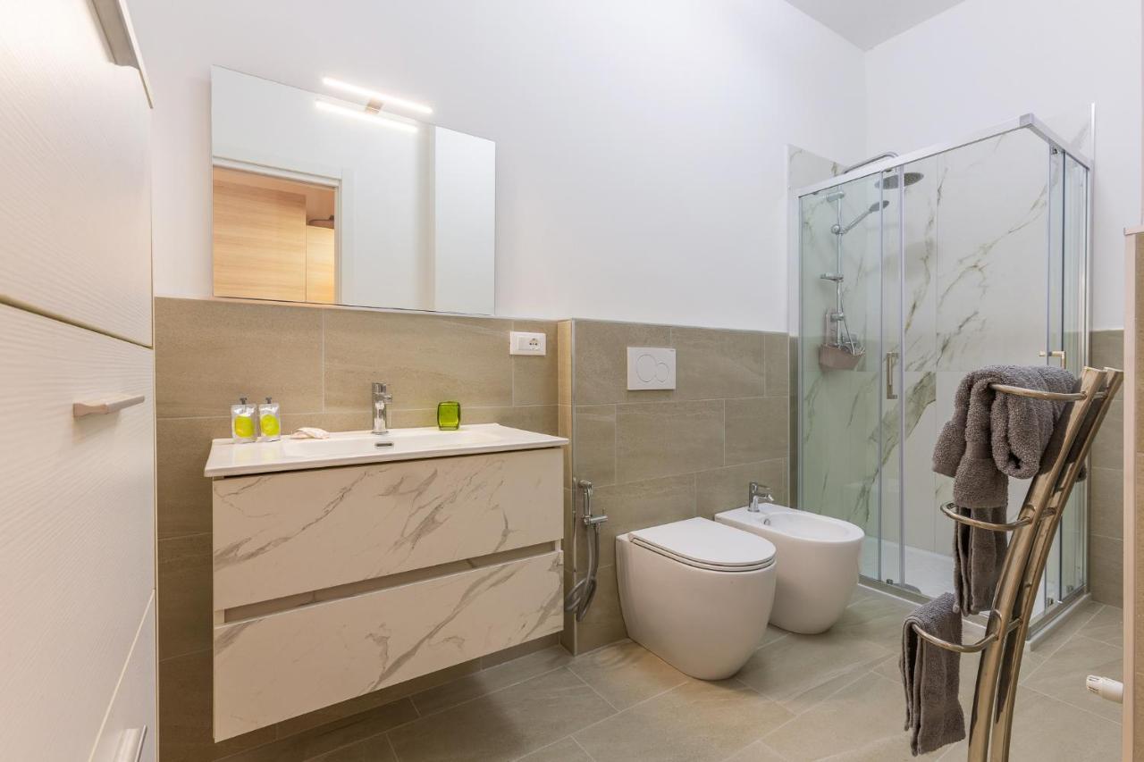 San Donato Fiere Essential Apartment W/Parking Bolonha Exterior foto