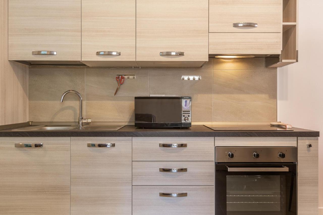 San Donato Fiere Essential Apartment W/Parking Bolonha Exterior foto