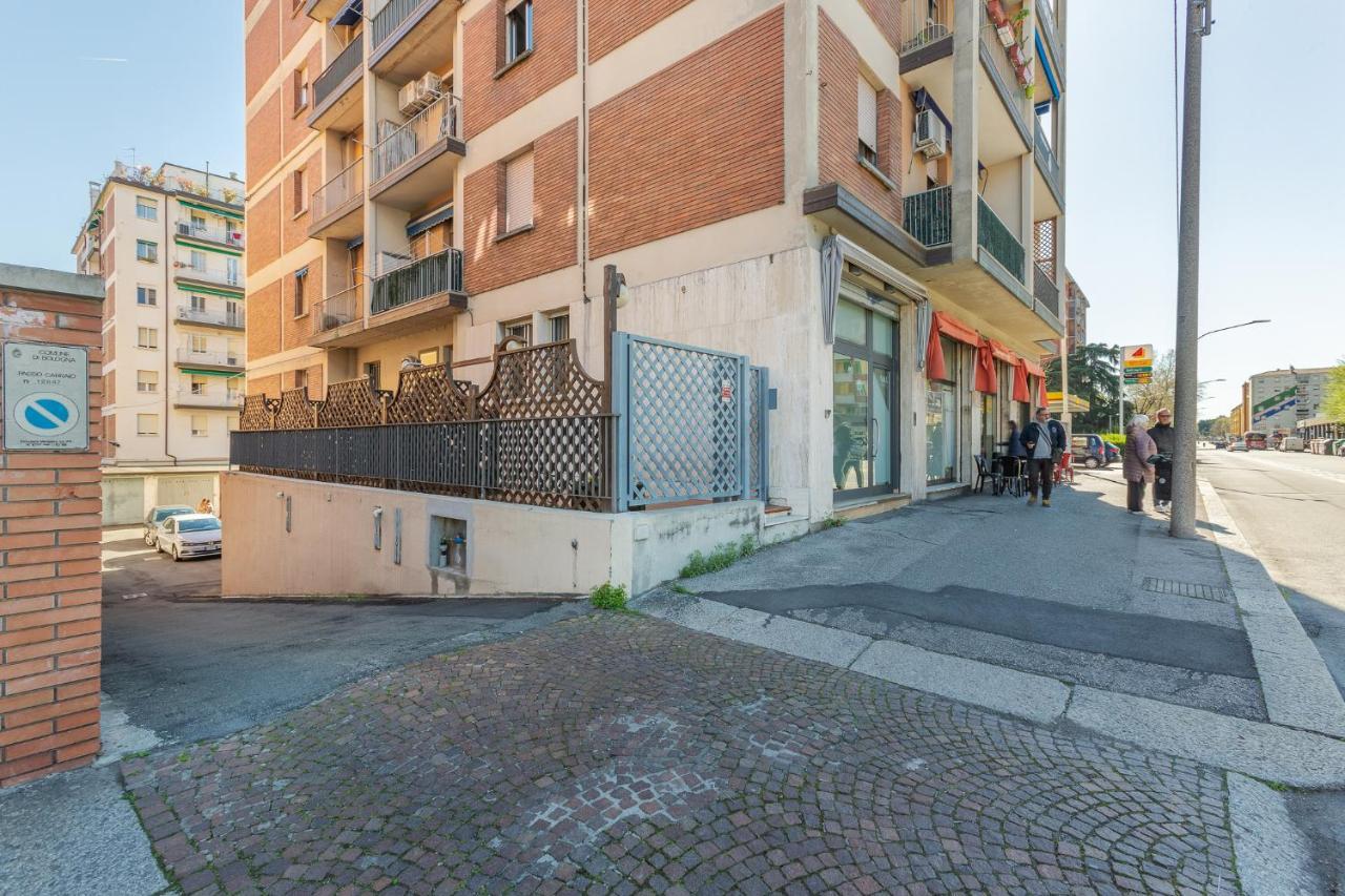 San Donato Fiere Essential Apartment W/Parking Bolonha Exterior foto